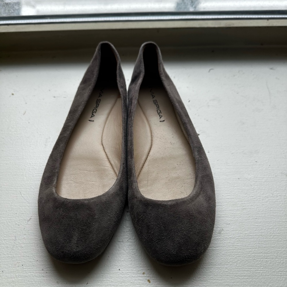 Via Spiga Women's Gray Suede Ballet Flats